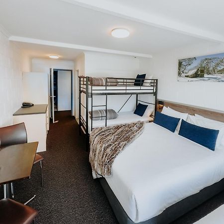 Falls Creek Hotel מראה חיצוני תמונה