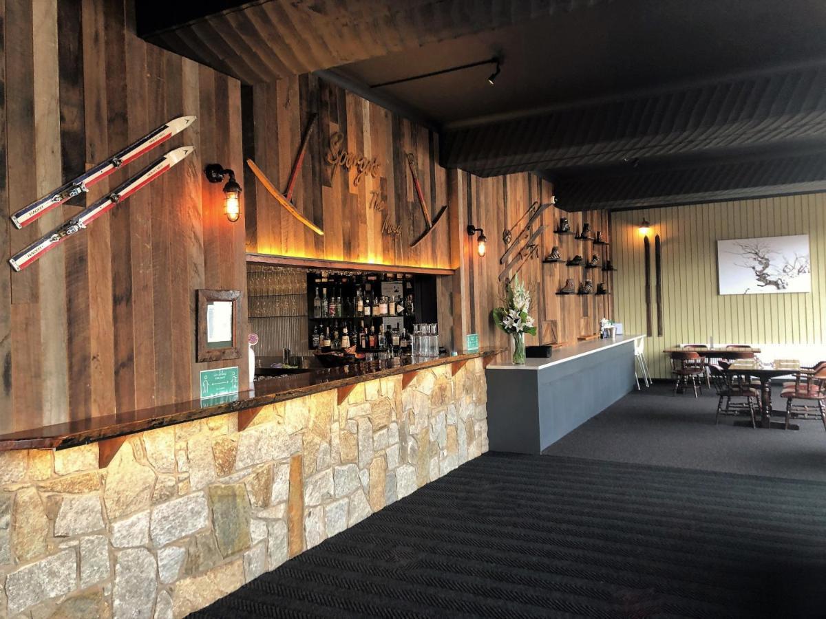 Falls Creek Hotel מראה חיצוני תמונה
