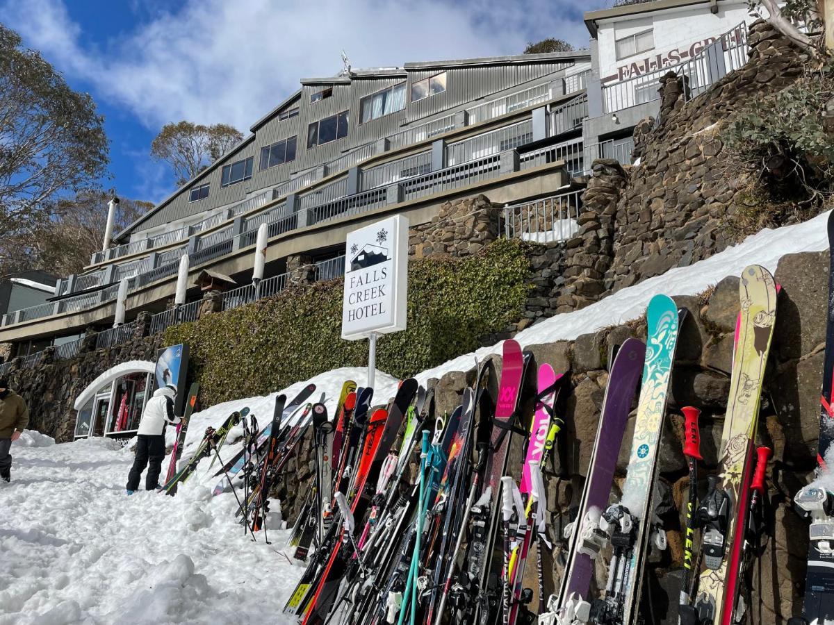 Falls Creek Hotel מראה חיצוני תמונה