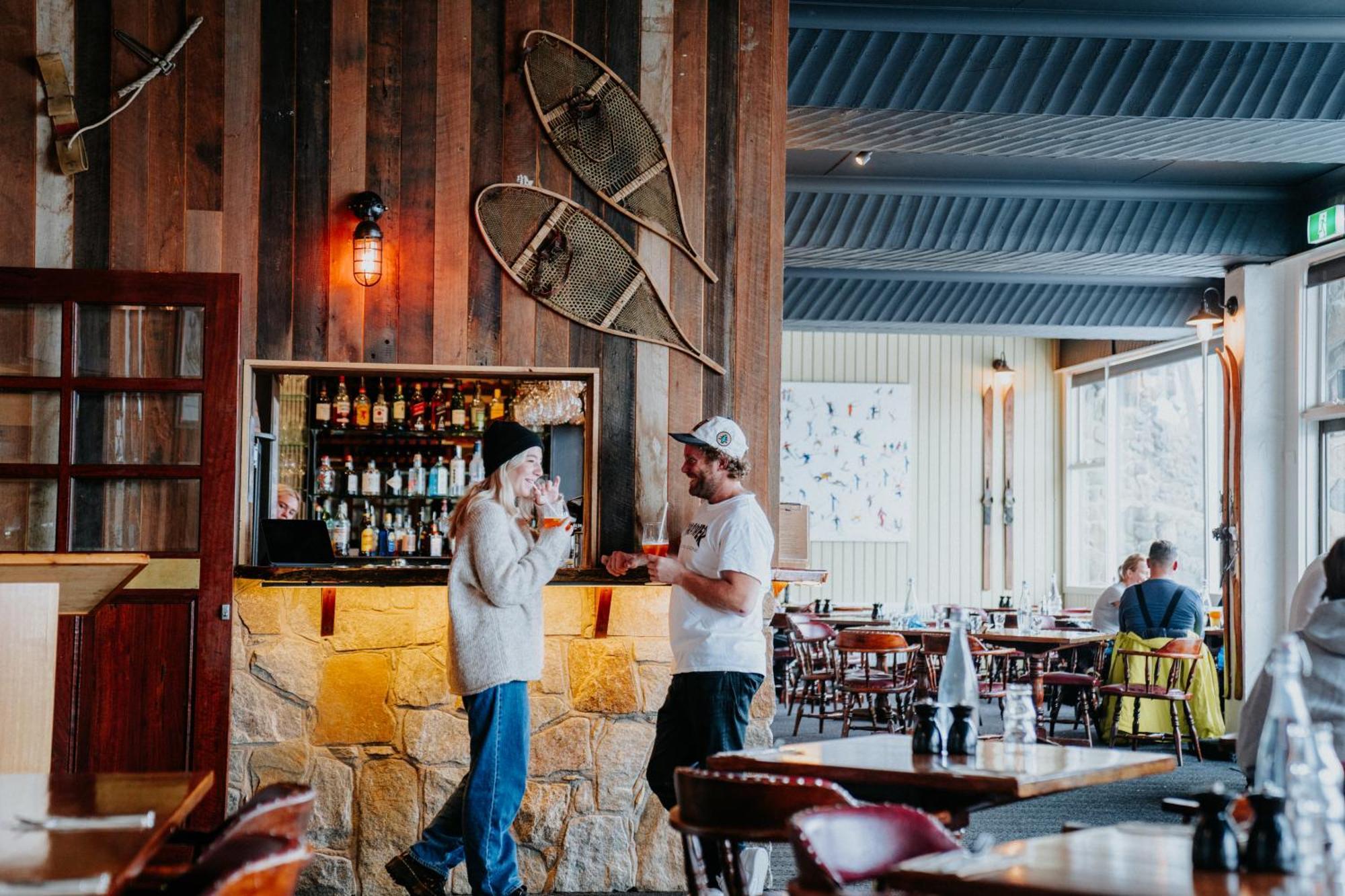 Falls Creek Hotel מראה חיצוני תמונה