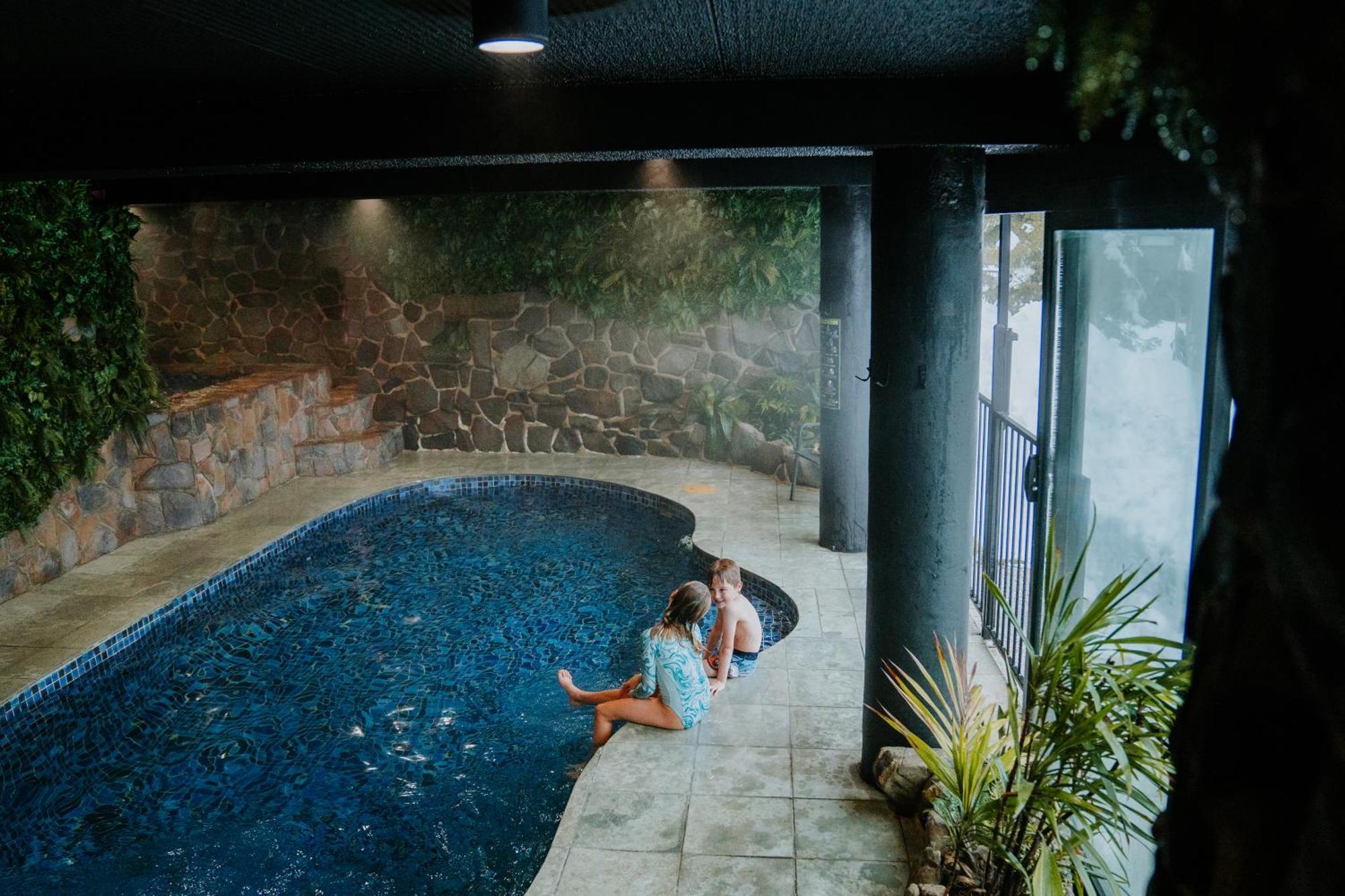Falls Creek Hotel מראה חיצוני תמונה