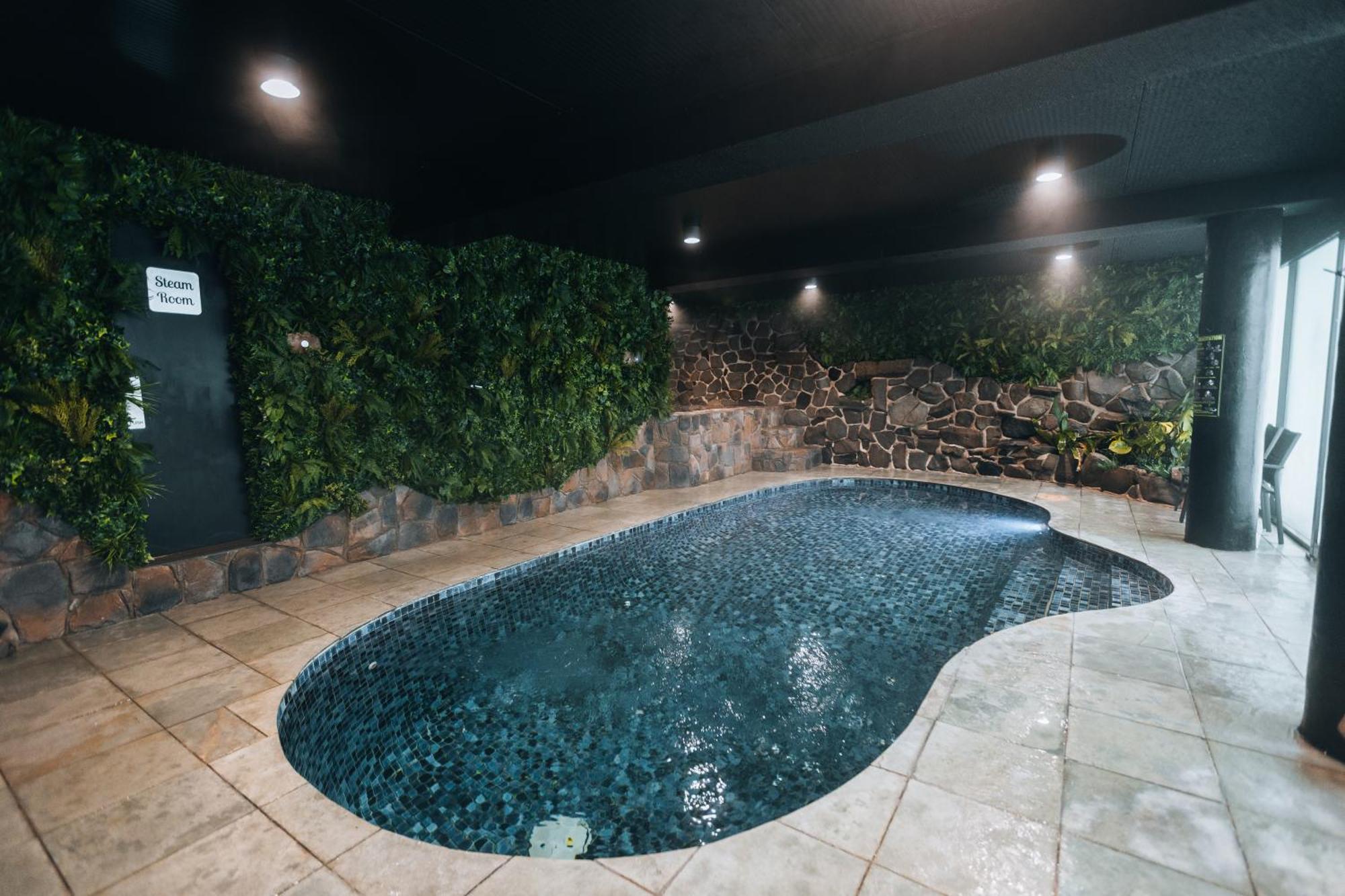 Falls Creek Hotel מראה חיצוני תמונה