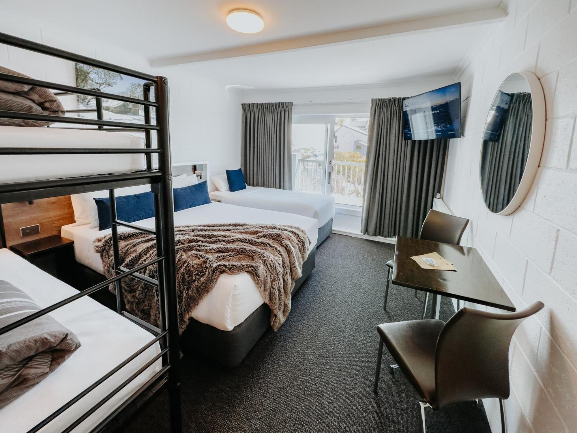 Falls Creek Hotel מראה חיצוני תמונה