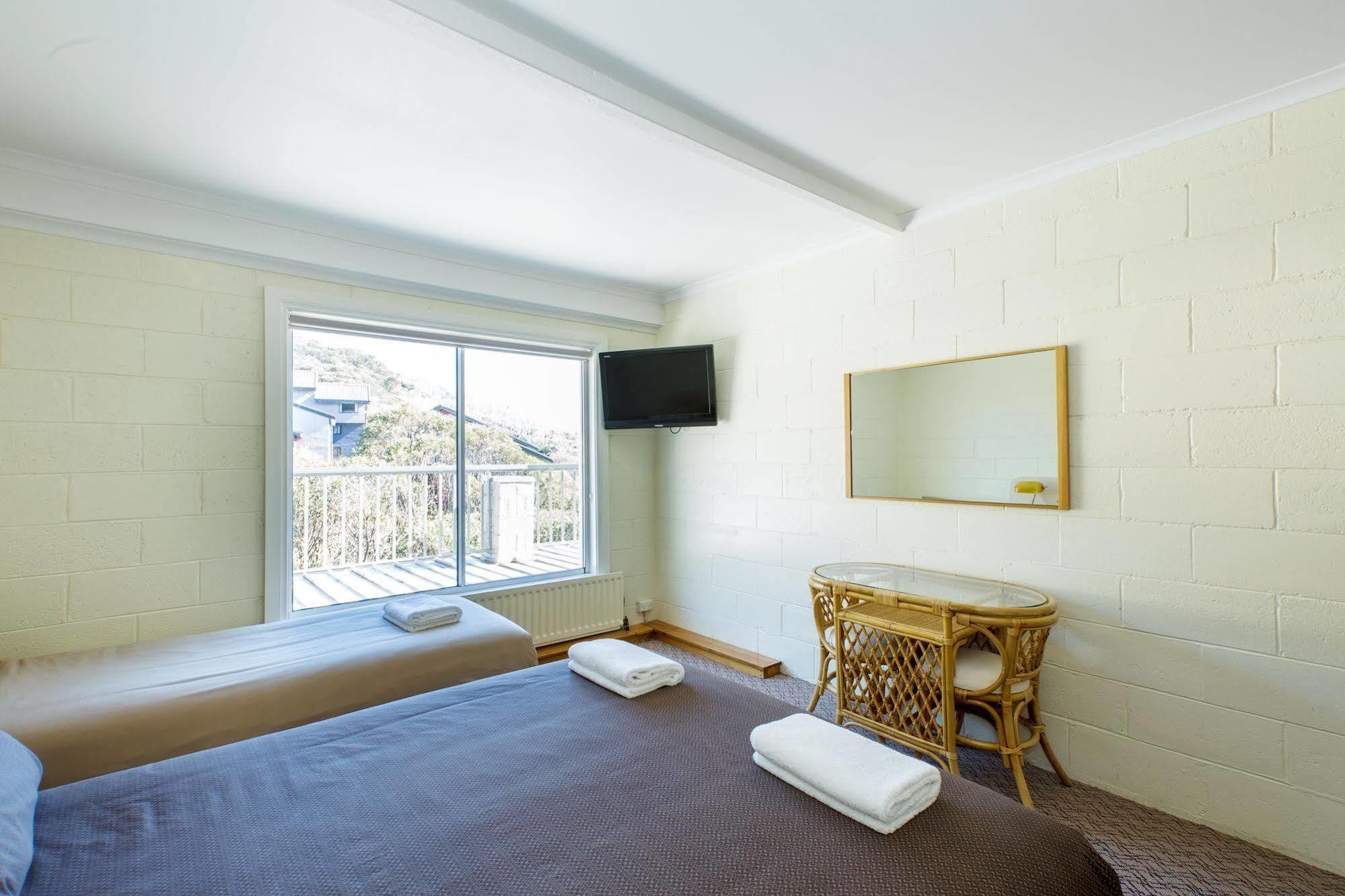 Falls Creek Hotel מראה חיצוני תמונה